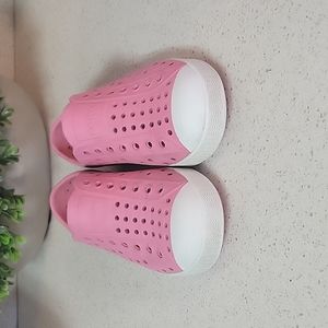 Pink Native Toddler Girls size 10